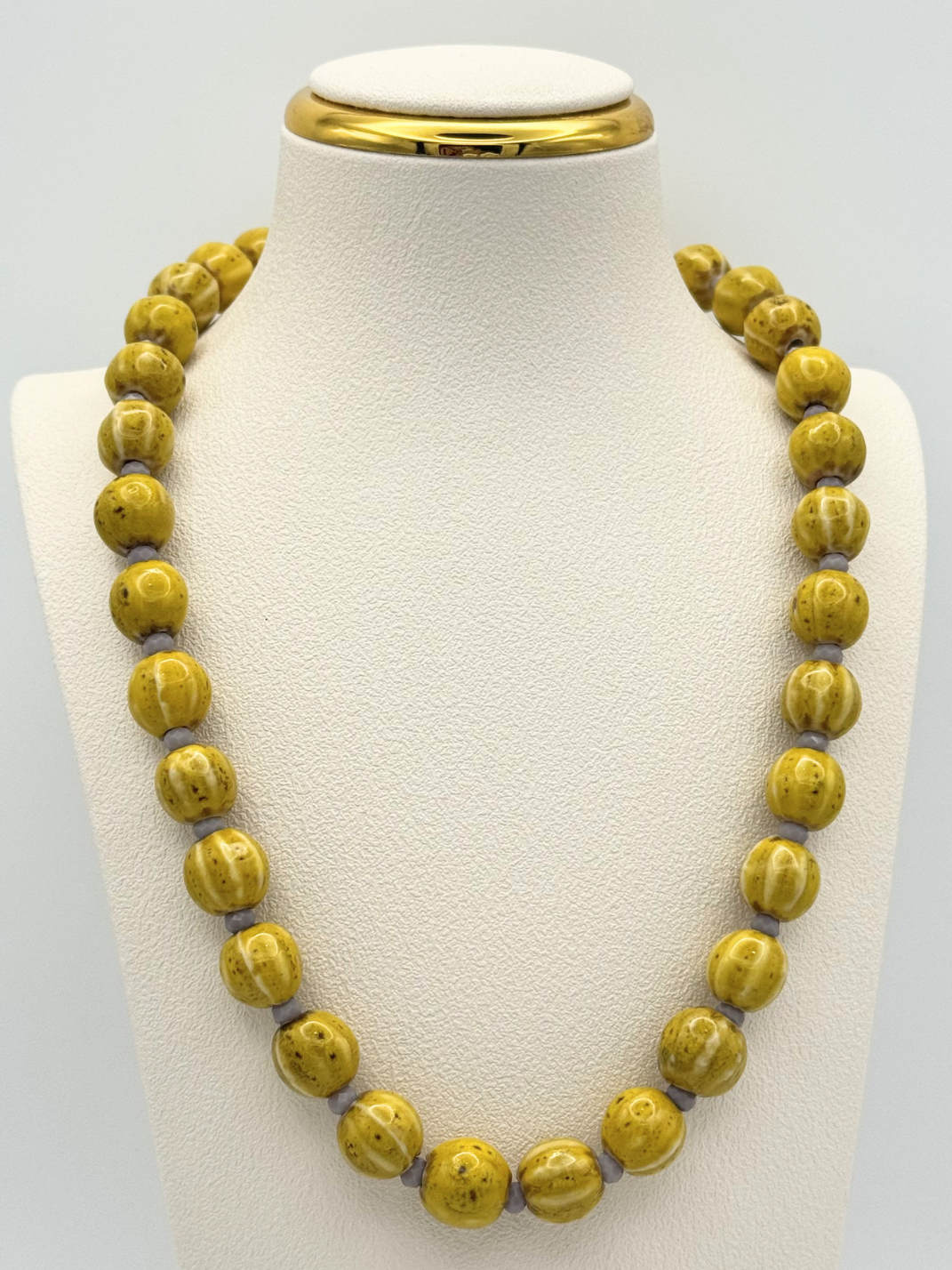 Collar sol, mar y arena