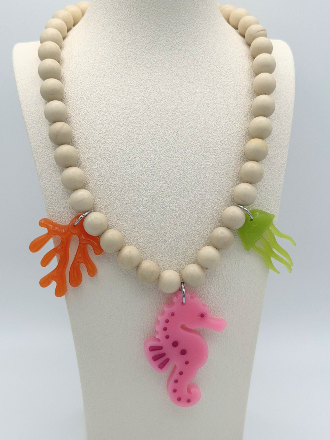 Collar costa blanca