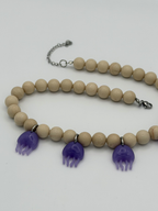 Collar bajo las olas