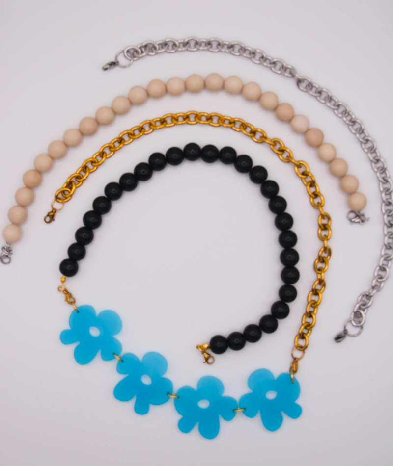 Flores del jardín necklace
