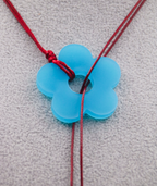 Collar pasador flor