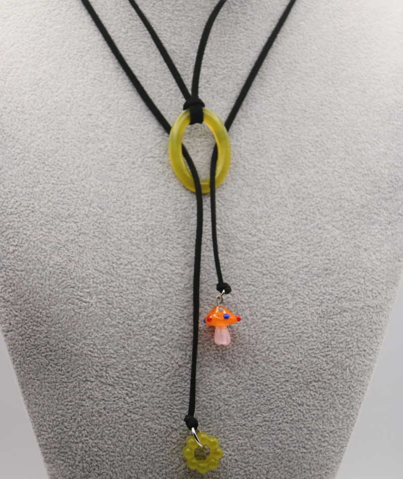 Collar honguito