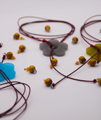 Collar pasador flor